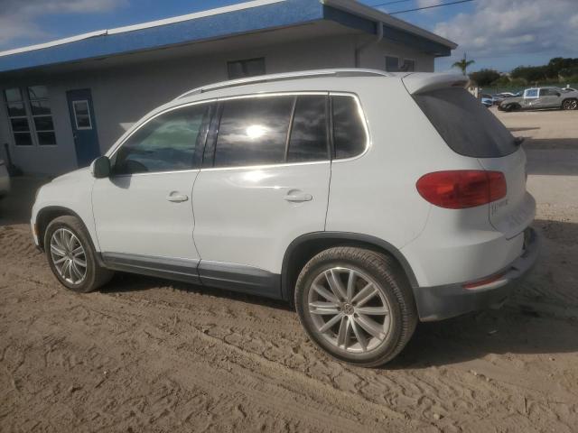 WVGAV7AX0GW533611 - 2016 VOLKSWAGEN TIGUAN S WHITE photo 2