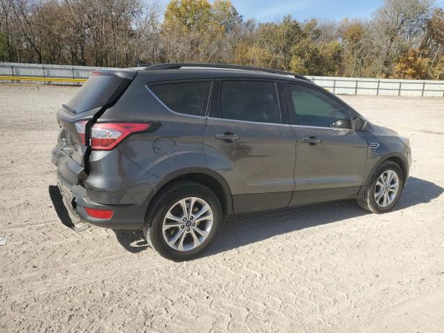 1FMCU0GD9JUA40917 - 2018 FORD ESCAPE SE Մոխրագույն լուսանկար 3
