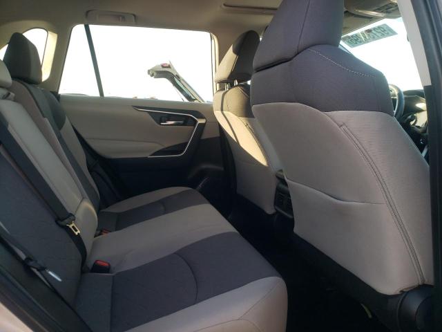 2T3P1RFV5NW319822 - 2022 TOYOTA RAV4 XLE SILVER photo 11