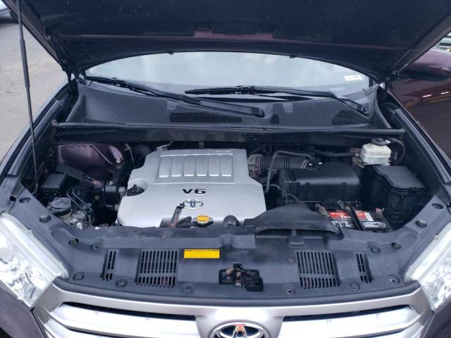 5TDBK3EH3DS196702 - 2013 TOYOTA HIGHLANDER BASE برغندي صورة 12