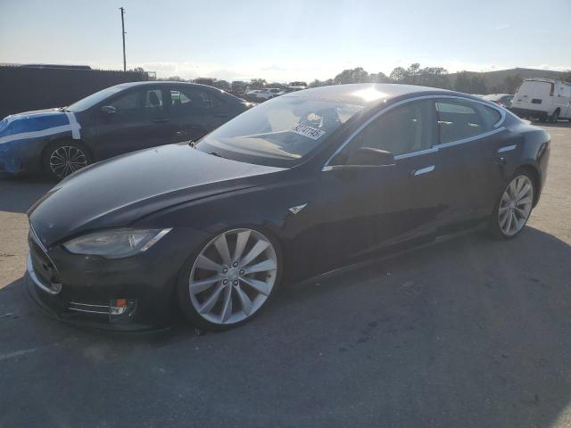 2013 TESLA MODEL S, 