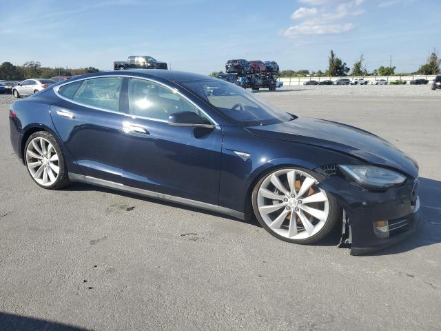 5YJSA1DP2DFP14707 - 2013 TESLA MODEL S ლურჯი ფოტო 4