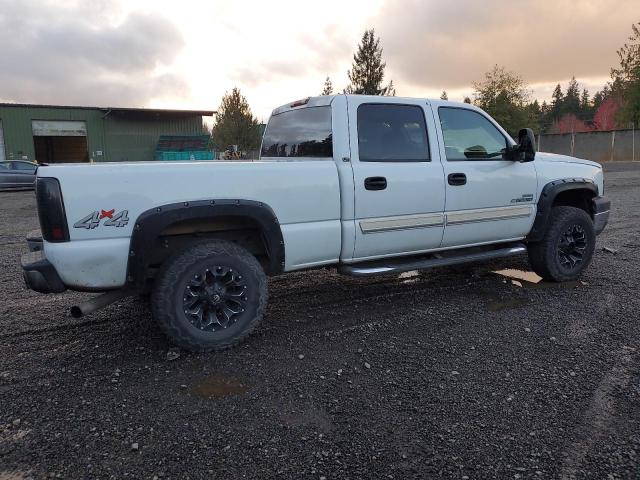 1GCHK23D56F219923 - 2006 CHEVROLET SILVERADO K2500 HEAVY DUTY WHITE photo 3