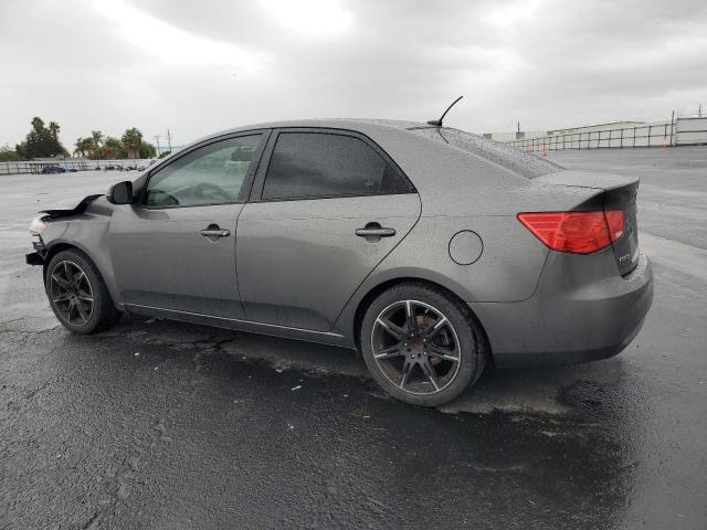 KNAFU4A2XD5731143 - 2013 KIA FORTE EX GRAY photo 2