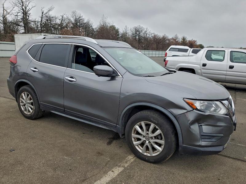 JN8AT2MV9JW344930 - 2018 NISSAN ROGUE S GRAY photo 4