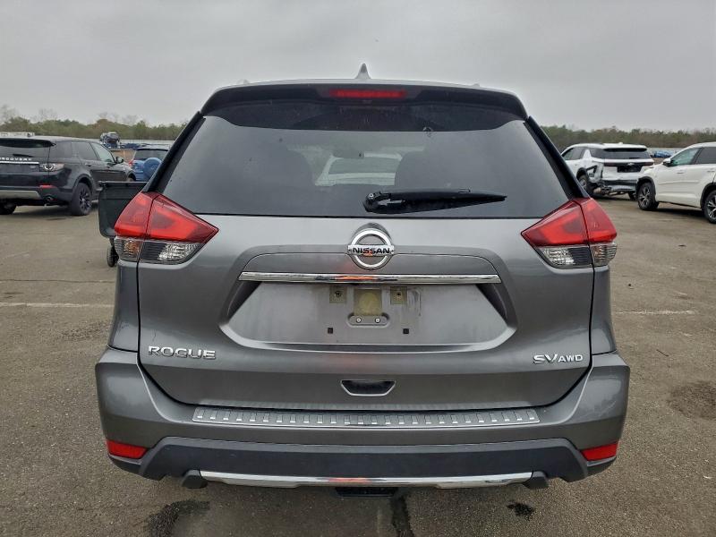 JN8AT2MV9JW344930 - 2018 NISSAN ROGUE S GRAY photo 6