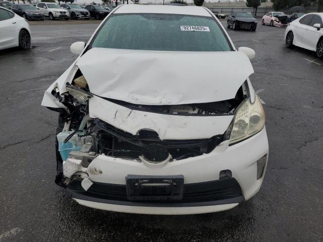 JTDKN3DU8D5676102 - 2013 TOYOTA PRIUS WHITE photo 5