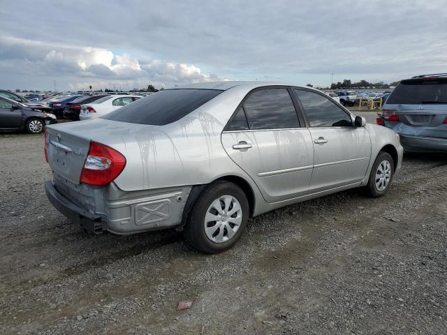 4T1BE32K04U272147 - 2004 TOYOTA CAMRY LE SILVER photo 3