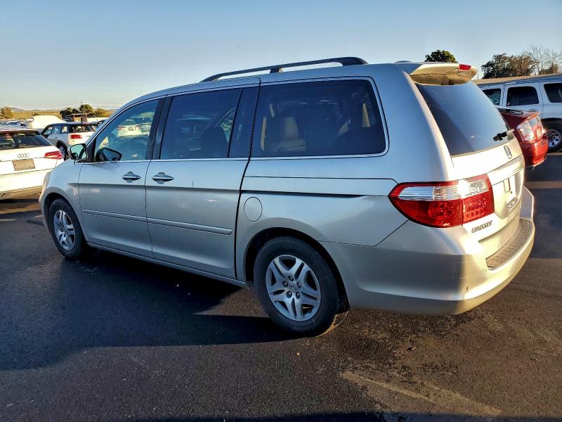 5FNRL38707B413517 - 2007 HONDA ODYSSEY EXL SILVER photo 2