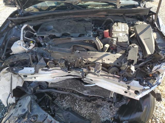4T1B11HKXJU603593 - 2018 TOYOTA CAMRY L BLACK photo 11