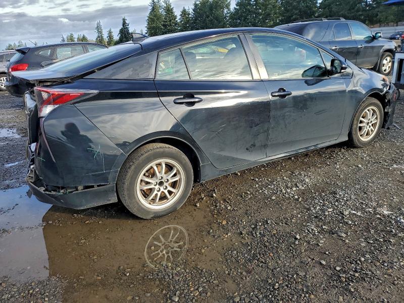 JTDKARFU5H3038886 - 2017 TOYOTA PRIUS BLACK photo 3