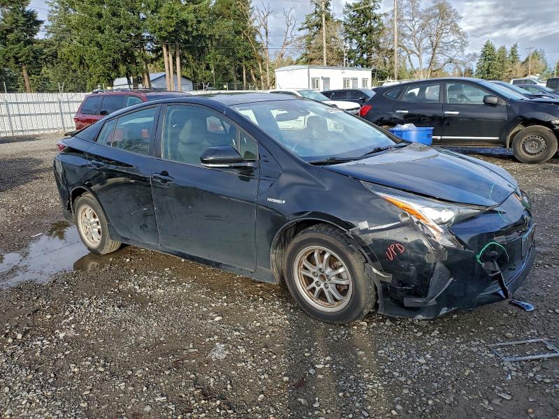 JTDKARFU5H3038886 - 2017 TOYOTA PRIUS BLACK photo 4