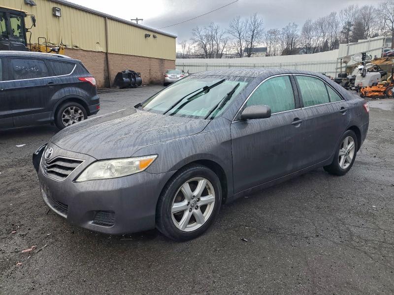 2010 TOYOTA CAMRY BASE, 