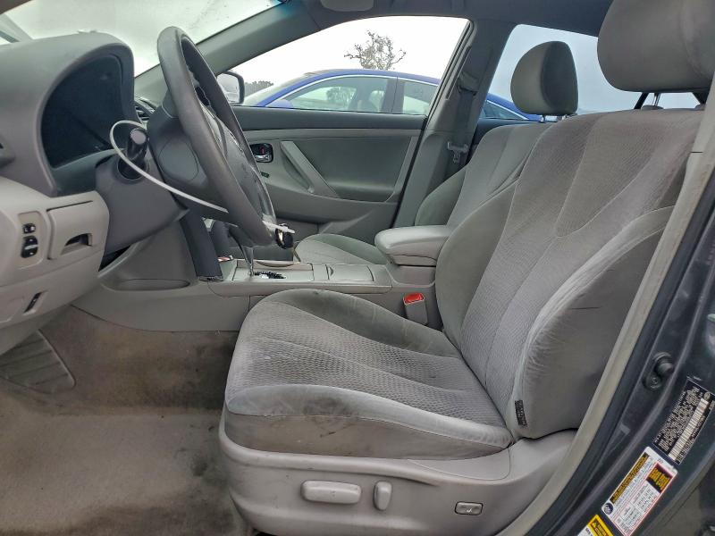 4T1BF3EK4AU052773 - 2010 TOYOTA CAMRY BASE GRAY photo 7