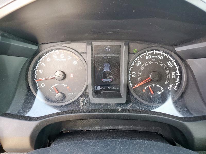 5TFAX5GN8KX158160 - 2019 TOYOTA TACOMA DOUBLE CAB SILVER photo 9