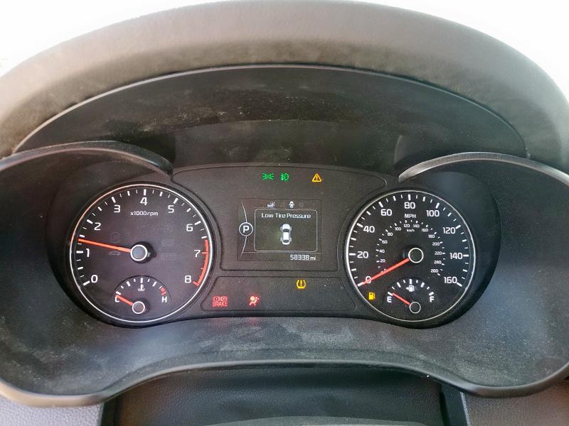 5XXGT4L31JG181922 - 2018 KIA OPTIMA LX ნაცრისფერი ფოტო 9