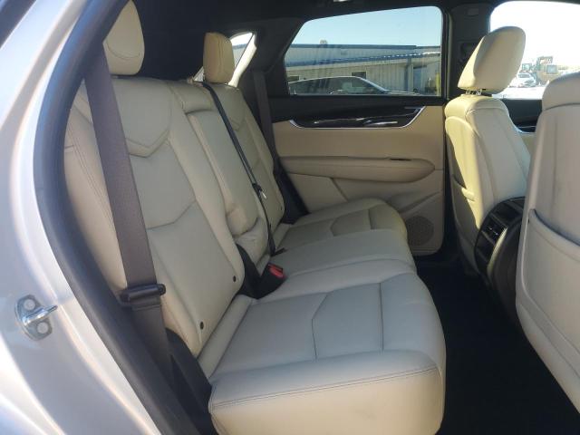 1GYKNARS2HZ294510 - 2017 CADILLAC XT5 银色 照片 11