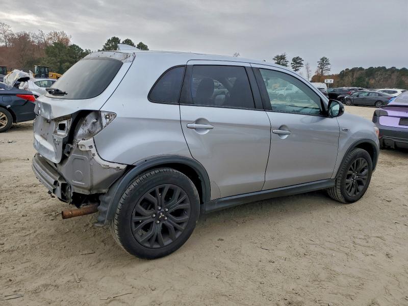 JA4AP3AUXHZ034385 - 2017 MITSUBISHI OUTLANDER ES ვერცხლისფერი ფოტო 3