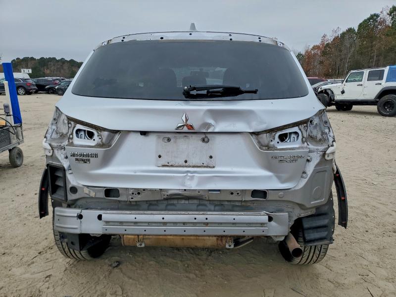 JA4AP3AUXHZ034385 - 2017 MITSUBISHI OUTLANDER ES ვერცხლისფერი ფოტო 6