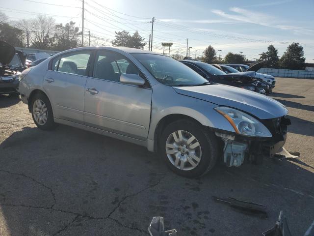 1N4AL2AP9CN417133 - 2012 NISSAN ALTIMA BASE 银色 照片 4