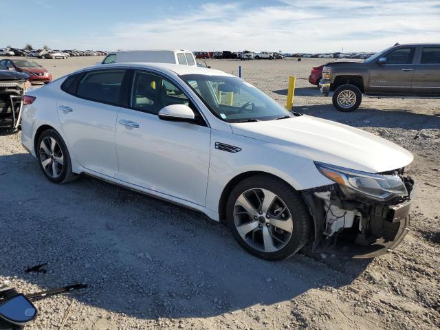 5XXGT4L3XKG362647 - 2019 KIA OPTIMA LX Beyaz fotoğraf 4