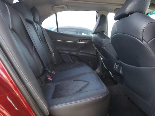 4T1B61HK4JU551850 - 2018 TOYOTA CAMRY XSE RED photo 10