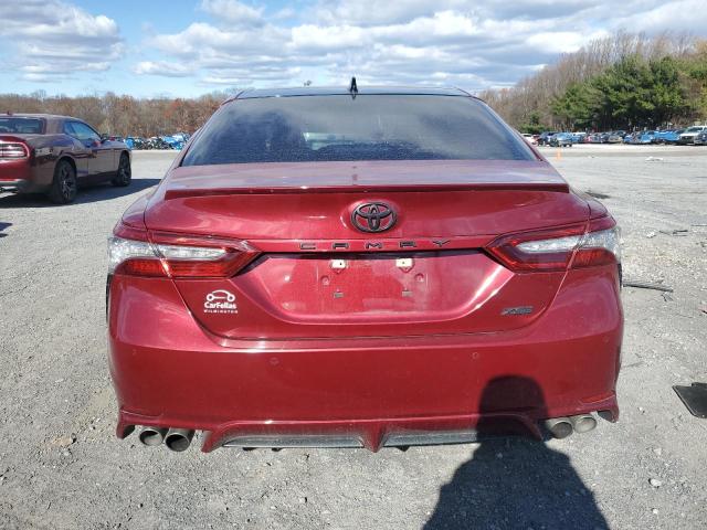 4T1B61HK4JU551850 - 2018 TOYOTA CAMRY XSE RED photo 6