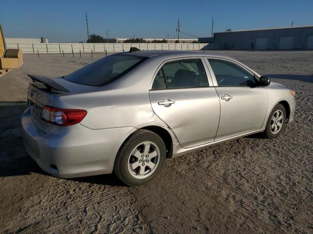 2T1BU4EEXBC566474 - 2011 TOYOTA COROLLA BASE SILVER photo 3