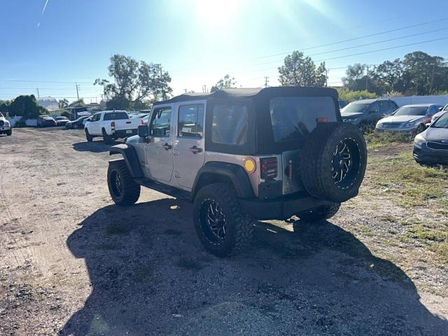 1C4BJWDG1HL742689 - 2017 JEEP WRANGLER U SPORT 灰色 照片 3