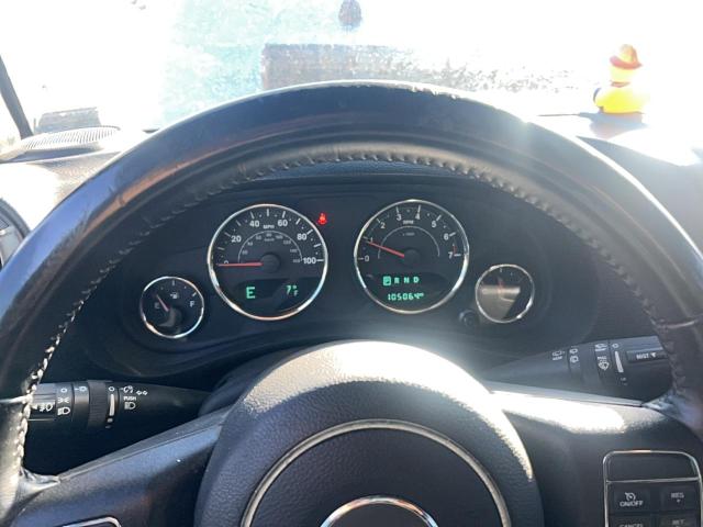 1C4BJWDG1HL742689 - 2017 JEEP WRANGLER U SPORT 灰色 照片 8