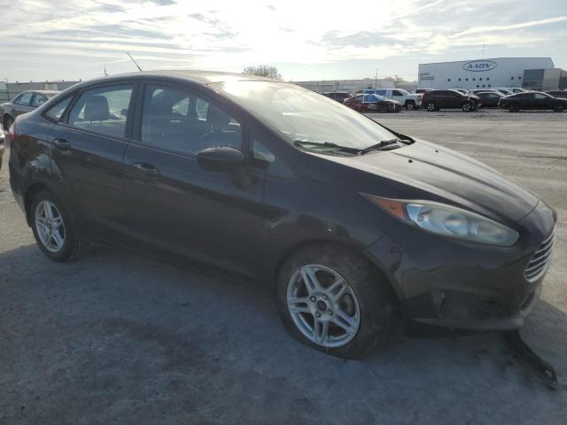 3FADP4BJ8JM134768 - 2018 FORD FIESTA SE BLACK photo 4