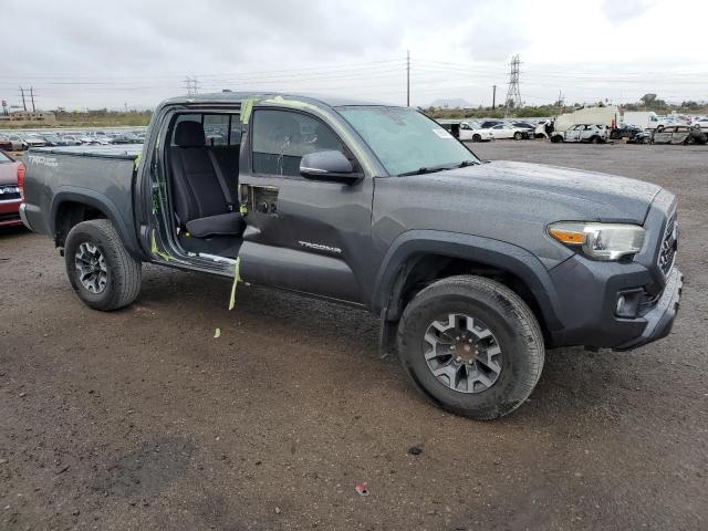 3TMAZ5CN3KM100429 - 2019 TOYOTA TACOMA DOUBLE CAB Графитовый фото 4