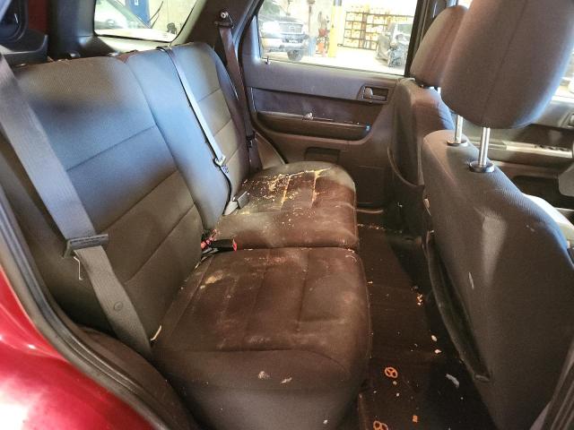 1FMCU9D72AKA87432 - 2010 FORD ESCAPE XLT წითელი ფოტო 11