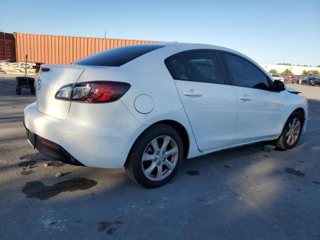 JM1BL1SF9A1147131 - 2010 MAZDA 3 I WHITE photo 3