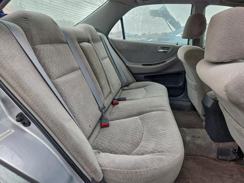 1HGCG567X2A168088 - 2002 HONDA ACCORD SE 银色 照片 10