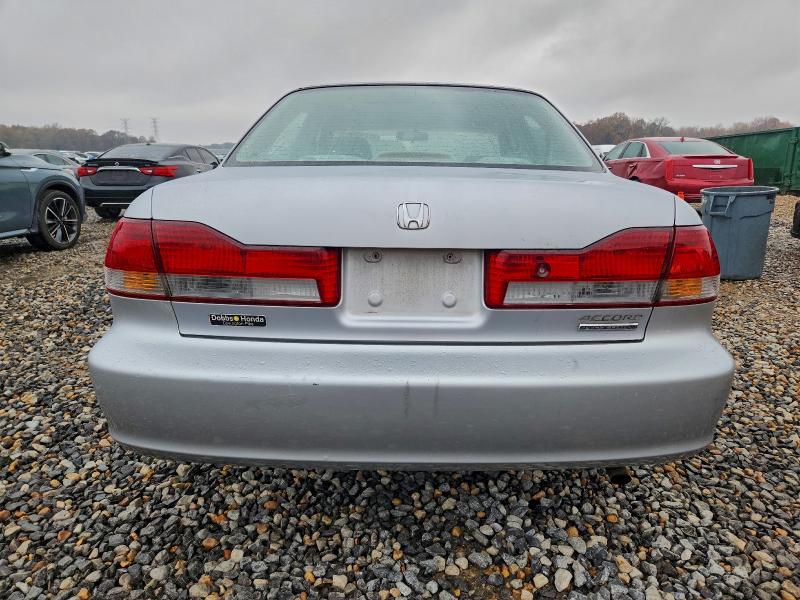 1HGCG567X2A168088 - 2002 HONDA ACCORD SE 银色 照片 6