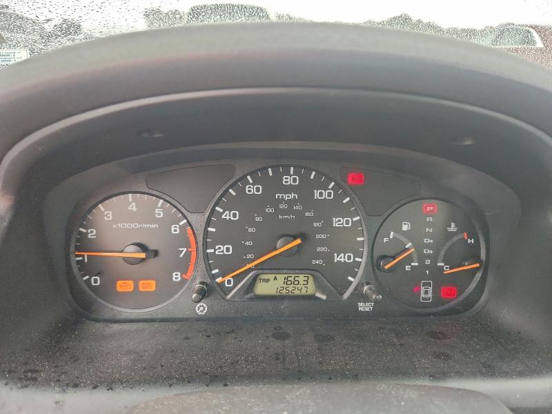 1HGCG567X2A168088 - 2002 HONDA ACCORD SE 银色 照片 9