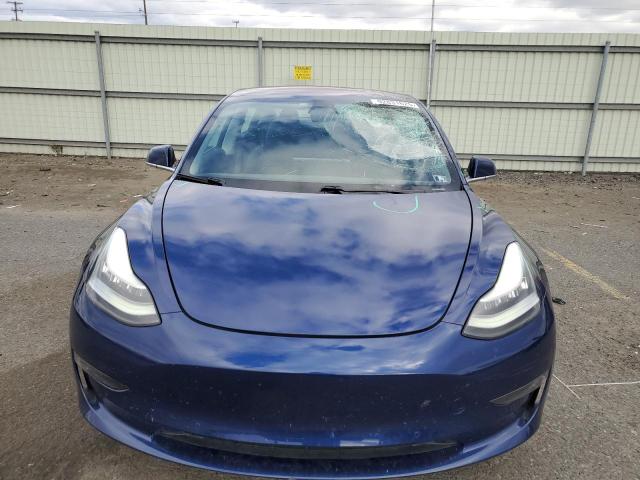 5YJ3E1EB0JF063987 - 2018 TESLA MODEL 3 Mavi fotoğraf 5