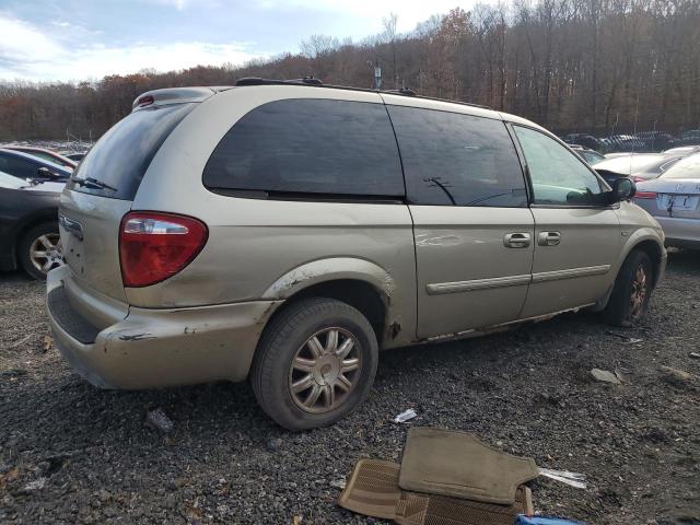 2C4GP54LX5R292362 - 2005 CHRYSLER TOWN & COU TOURING GOLD photo 3