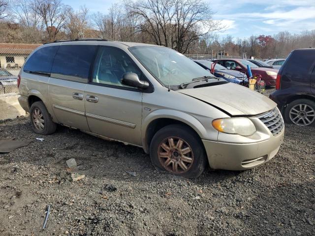 2C4GP54LX5R292362 - 2005 CHRYSLER TOWN & COU TOURING GOLD photo 4