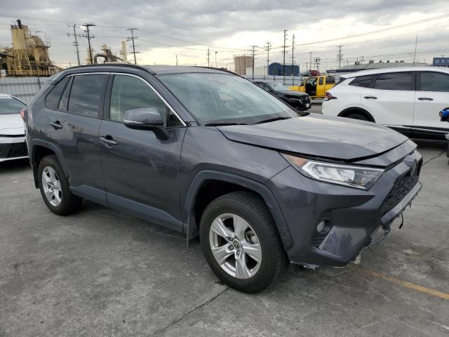 JTMW1RFV9LJ021328 - 2020 TOYOTA RAV4 XLE GRAY photo 4