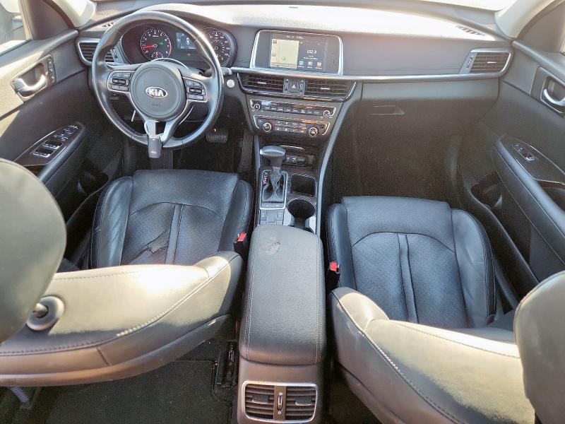 5XXGU4L32GG099154 - 2016 KIA OPTIMA EX WHITE photo 8