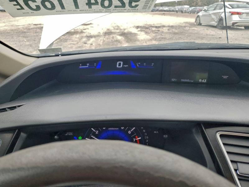 2HGFB2F52DH503390 - 2013 HONDA CIVIC LX 白色 照片 9