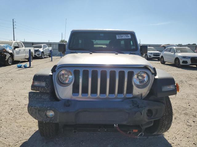 1C4HJXDG7JW171441 - 2018 JEEP WRANGLER U SPORT Сріблястий фото 5