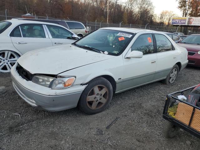 2001 TOYOTA CAMRY CE, 