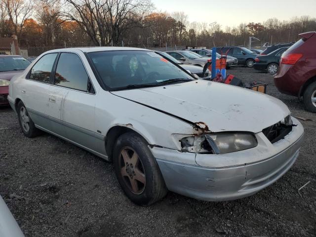 JT2BG22K810564102 - 2001 TOYOTA CAMRY CE 白色 照片 4