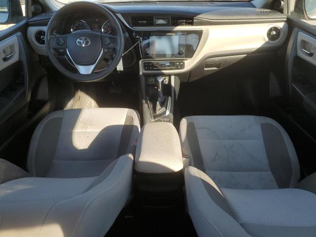 2T1BURHE3JC021238 - 2018 TOYOTA COROLLA L SILVER photo 8