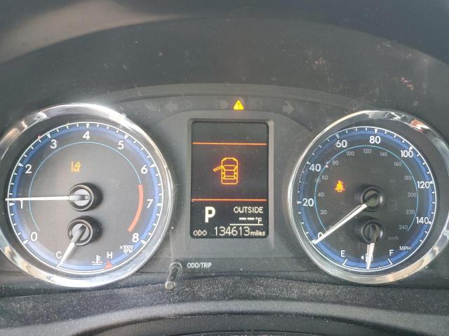 2T1BURHE3JC021238 - 2018 TOYOTA COROLLA L SILVER photo 9