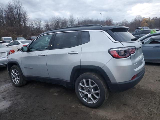 3C4NJDCNXST518169 - 2025 JEEP COMPASS LIMITED SILVER photo 2