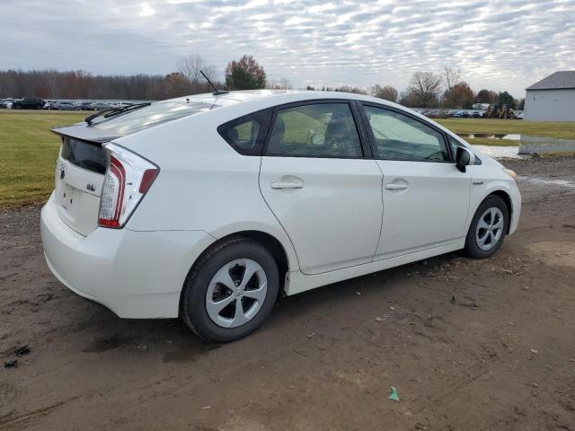 JTDKN3DU3C5529507 - 2012 TOYOTA PRIUS თეთრი ფოტო 3